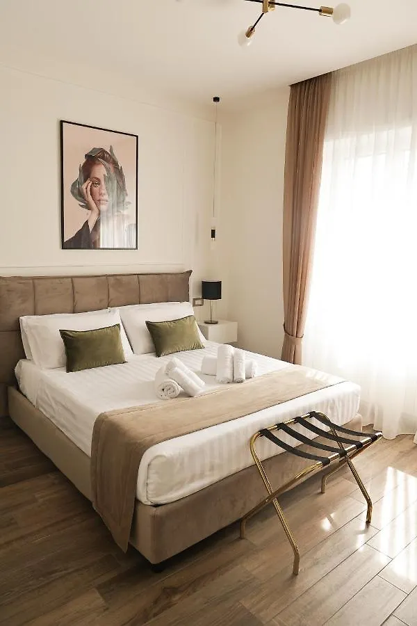 Capuana60 Bed & Breakfast Naples Italy