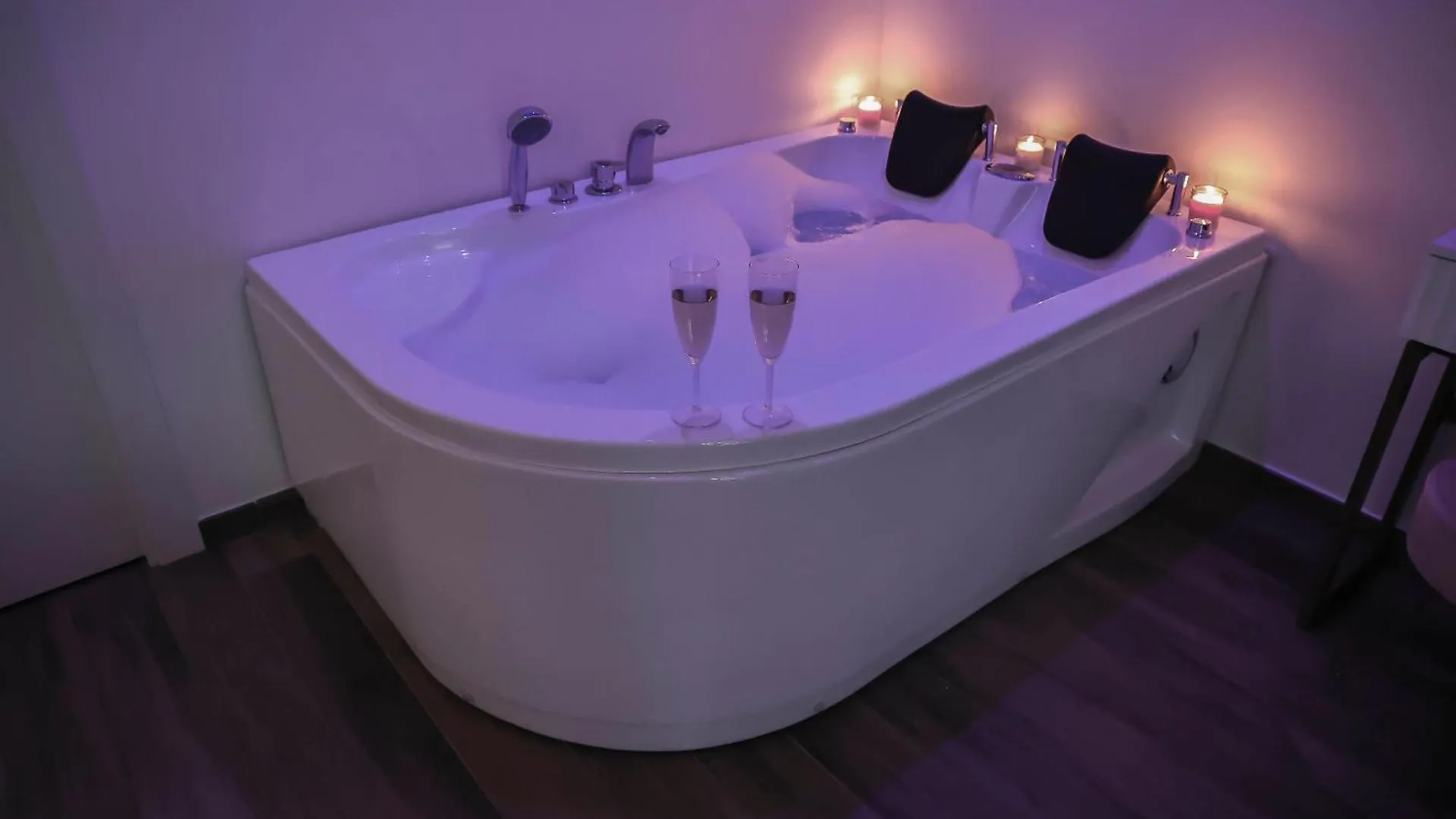 Capuana60 Bed & Breakfast Naples 0*,  Italy